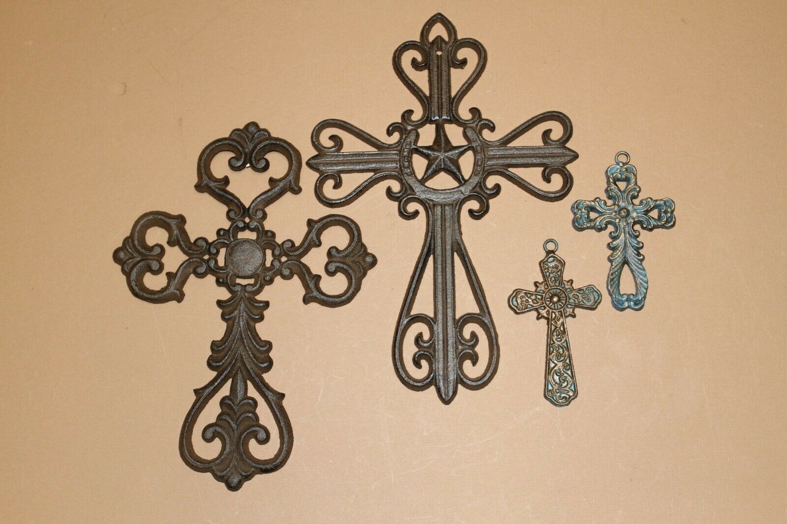 Texas Country Home Decor Gift For Mom Rustic Cast Iron Wall Crosses, Francisco 4