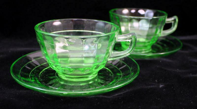 Anchor Hocking Block Optic Green 2 Cup & Saucer Sets Vintage Very Good Condition
