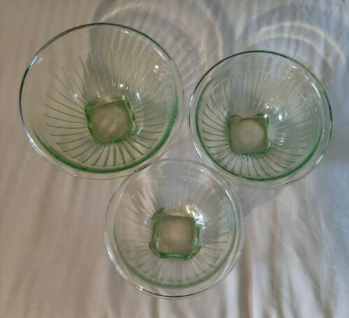 Vintage Set Of 3 Yellow Green Depression Glass Panelled Mixing Bowls Rolled Edge